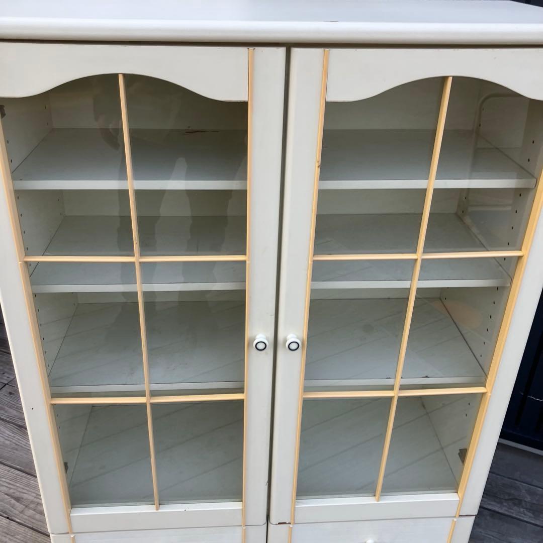 昭和レトロ ガラス扉 窓枠風 木製サイドボード 飾り棚 カップボード 古家具