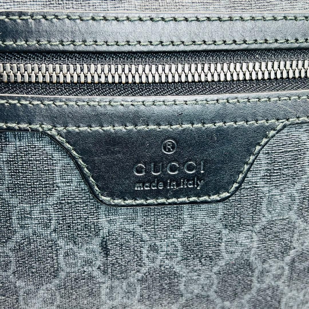 GUCCI ショルダーバッグ 黒 GGパターン メッセンジャーバッグ
