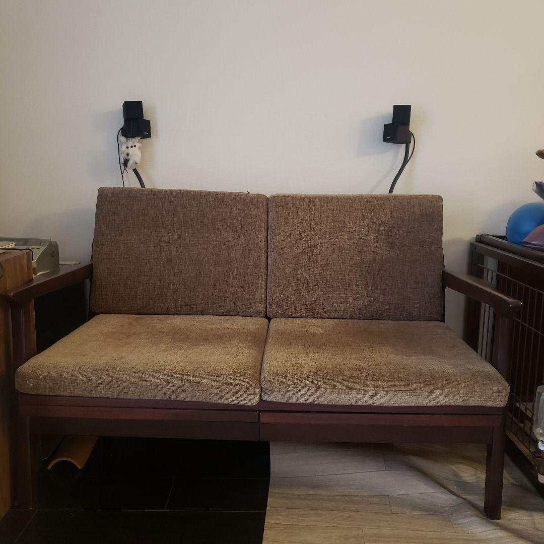 ブラウン 2人掛けソファ モダンデザイン