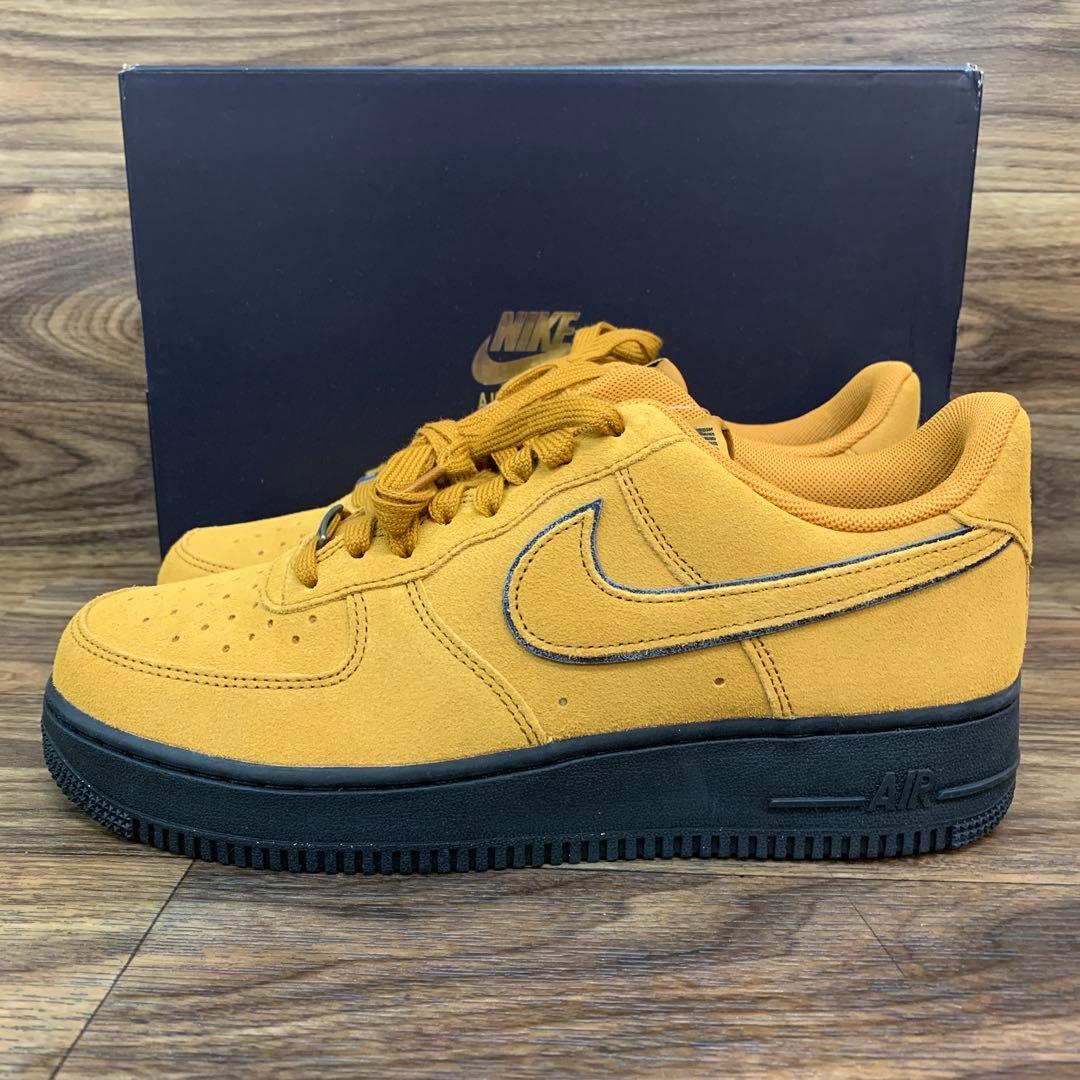 未使用 Nike Air Force 1 Low