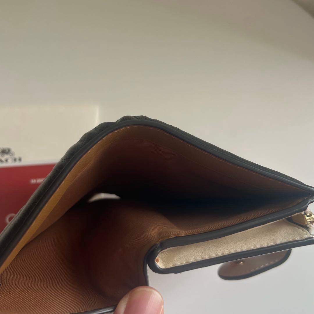 68 美品 COACH コーチ 2つ折り財布