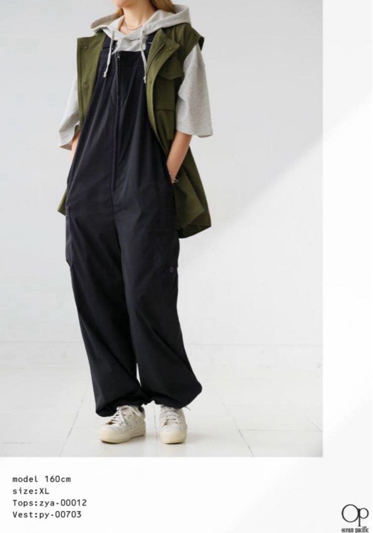 ⭐️新品⭐️antiqua アンティカ　ラッシュガード　サロペット　水陸両用　XL