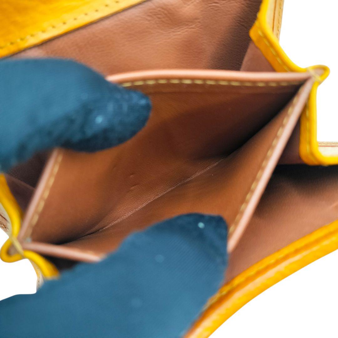 未使用級　ゲンテン　トスカ　二つ折り財布　コンパクトウォレット　小銭入れ　札入れ