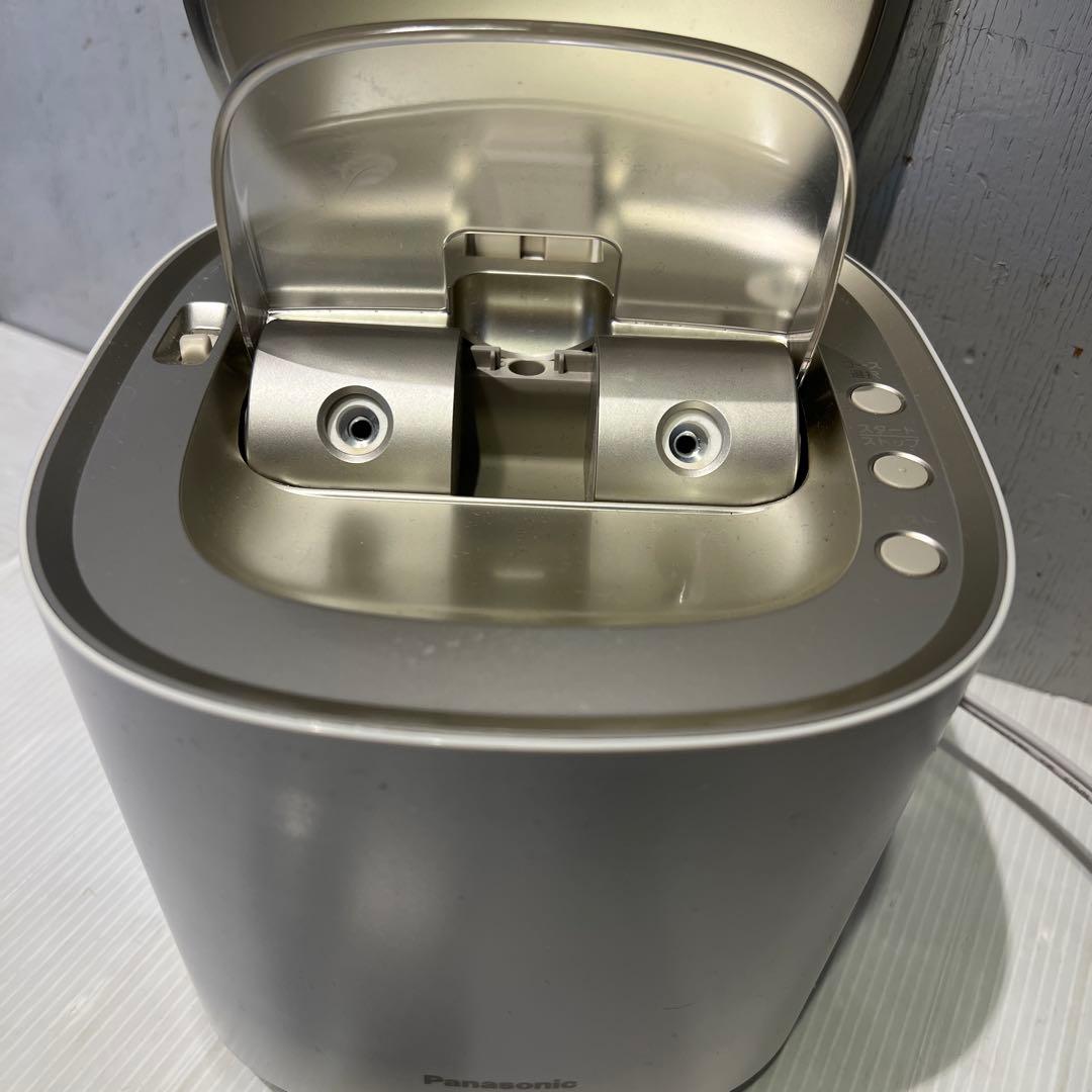 ほぼ未使用品　Panasonic スチーマー　ナノケア　EH-SA0B-N