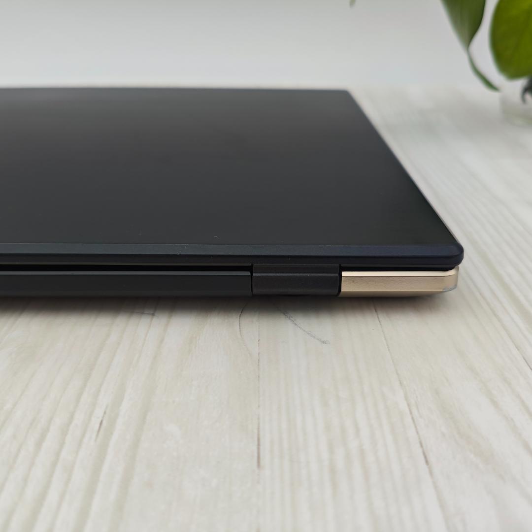 バッテリ優秀✨️dynabook G83/FS 16/256GB 第10世代⑤