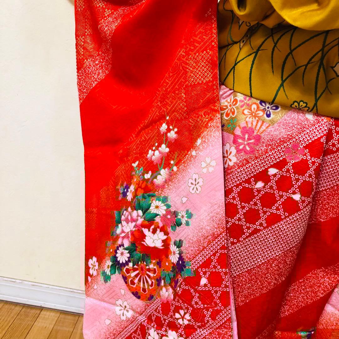豪華7歳完全フルセット⭐︎人気赤地暈し絞り柄⭐︎花車金彩煌びやか逸品