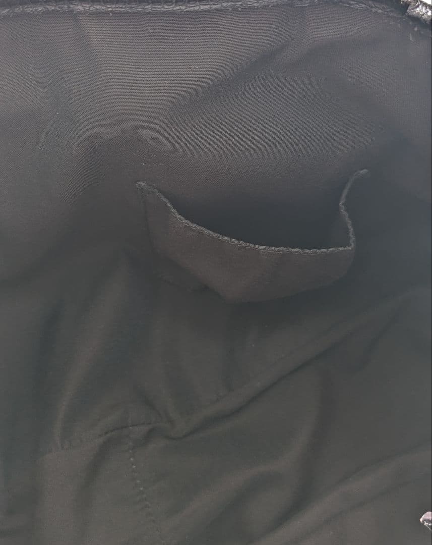 GUCCI GG柄ダークグレー トートバッグ　 袋 取り扱いガイド付き