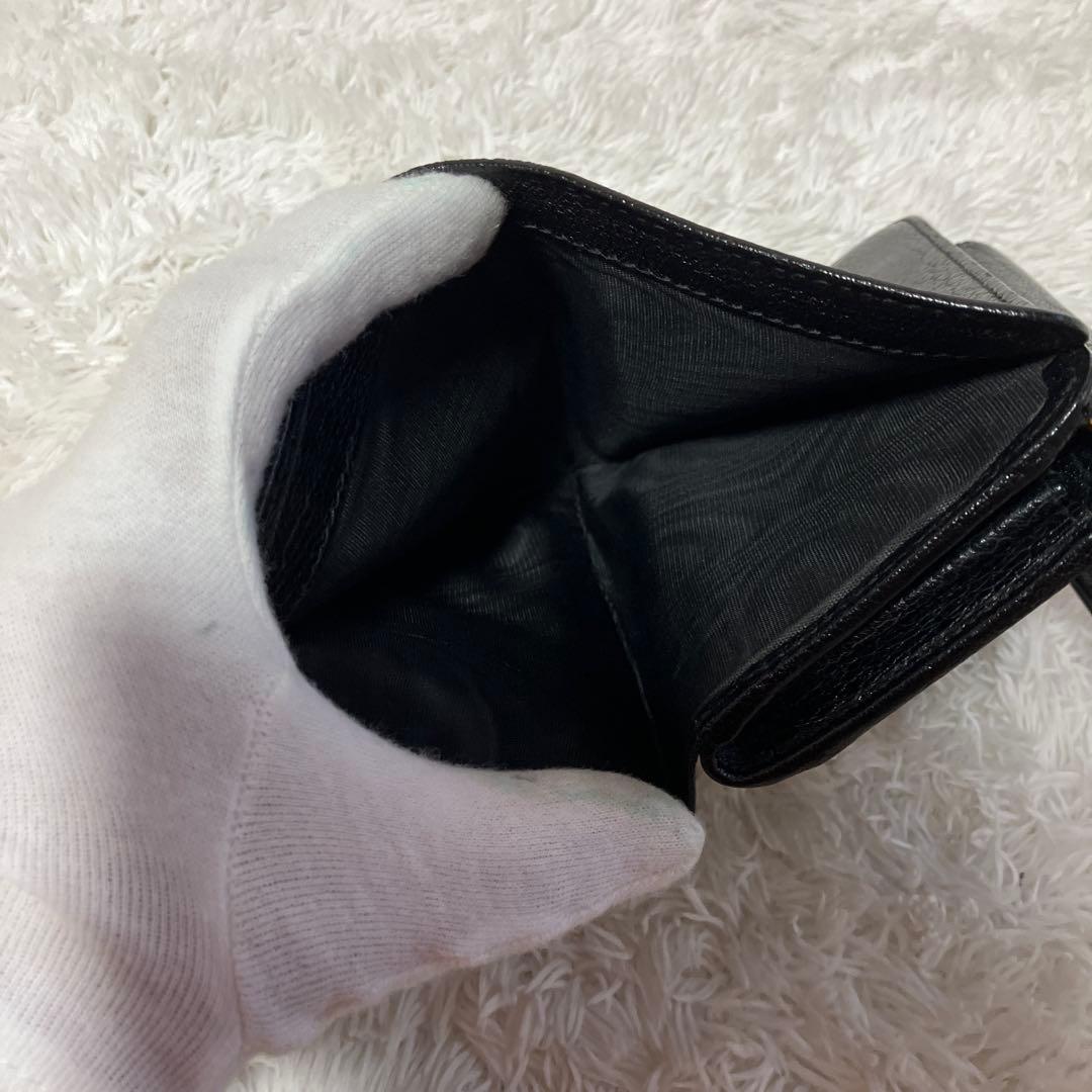 極美品✨ミュウミュウ 折り財布 L字ファスナー5ML014 本革 黒 バイカラー