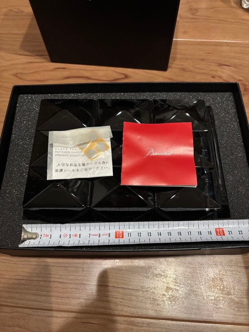 サンローラン　バカラ ルクソール ベース　ブラッククリスタル　花瓶