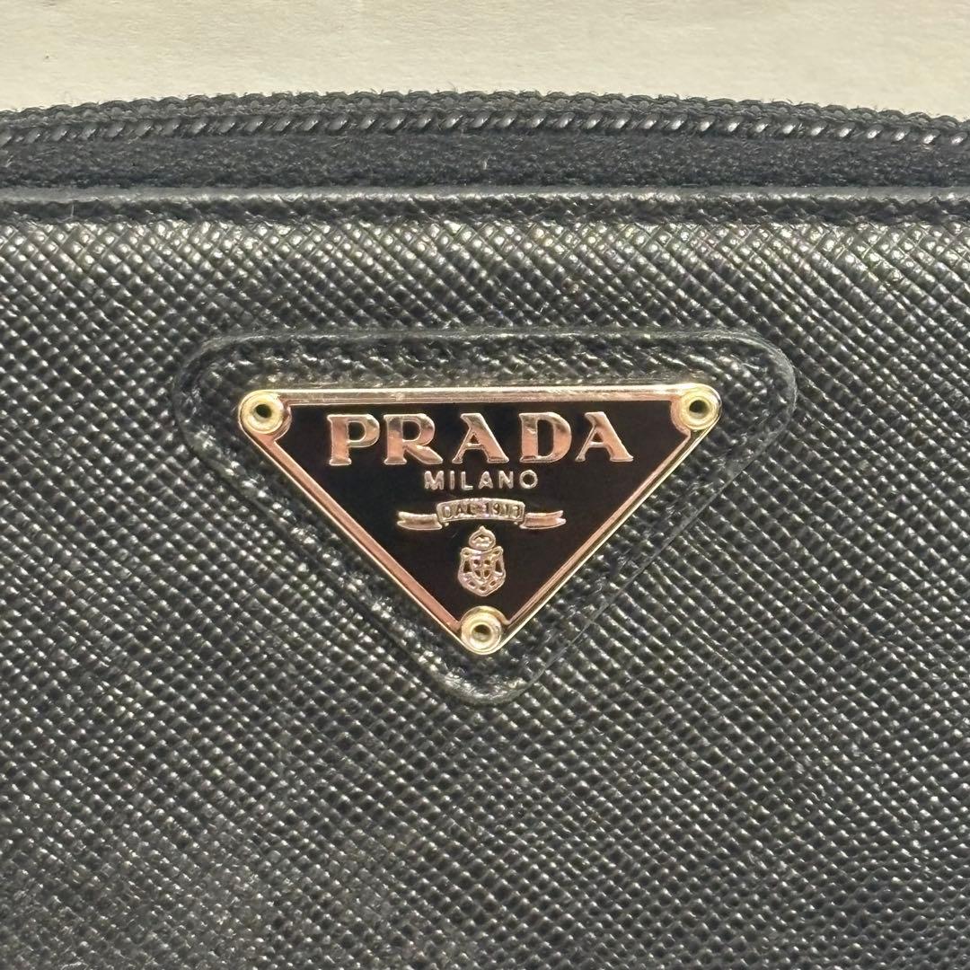 PRADA★ラウンドファスナー★二つ折り財布★サフィアーノレザー★ブラック