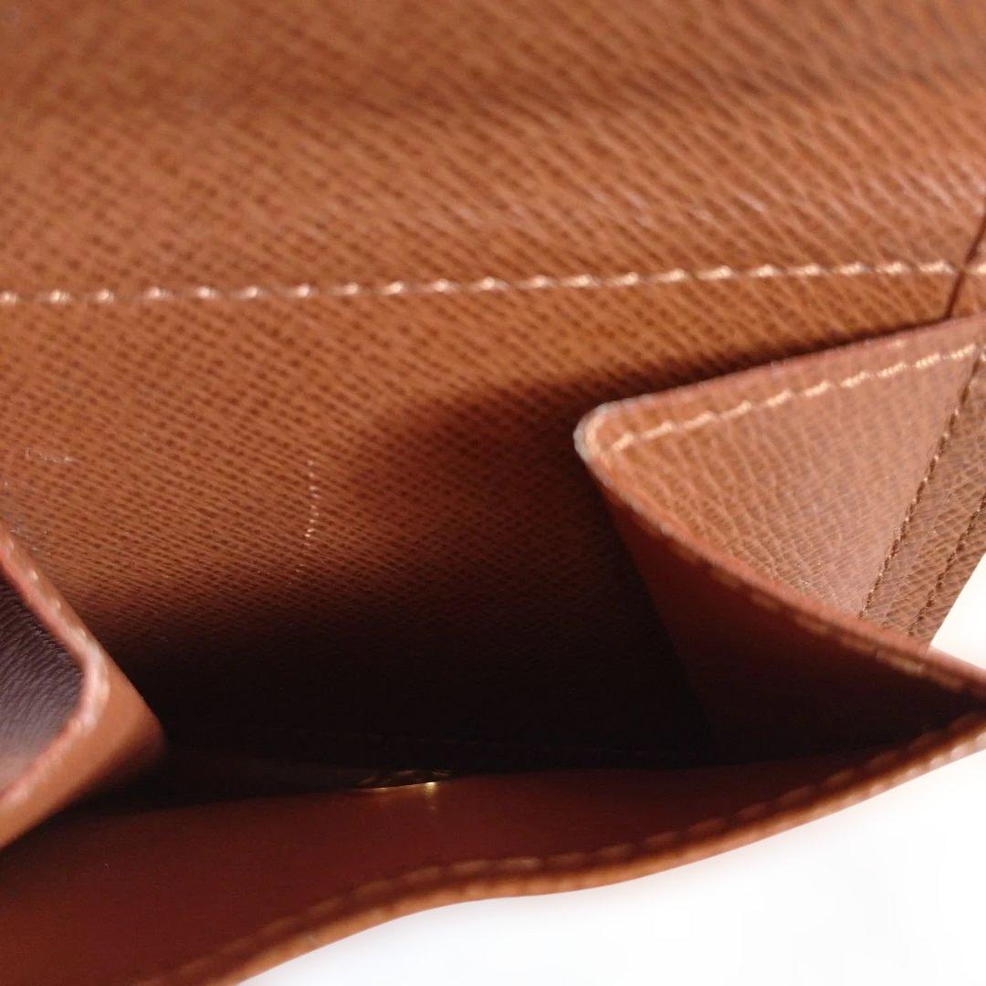 Louis Vuitton モノグラム 二つ折り財布 ほぼ未使用品