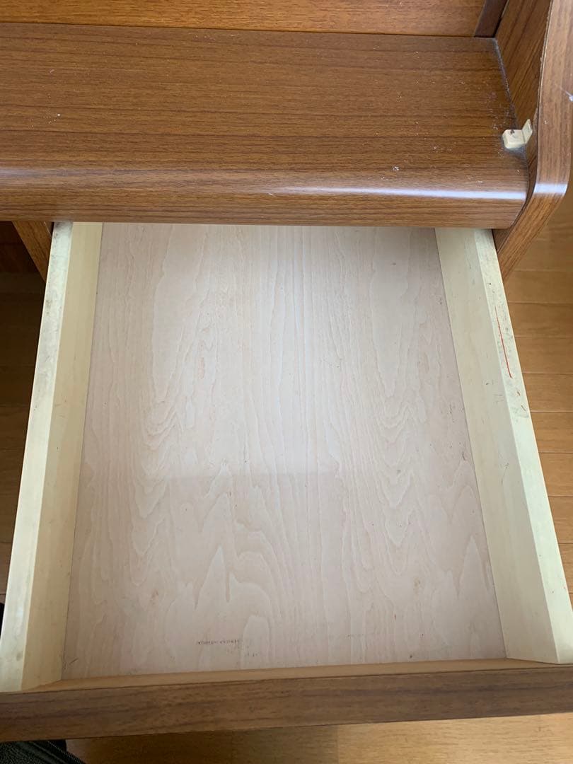 昭和レトロ学習机、電動鉛筆削り付き