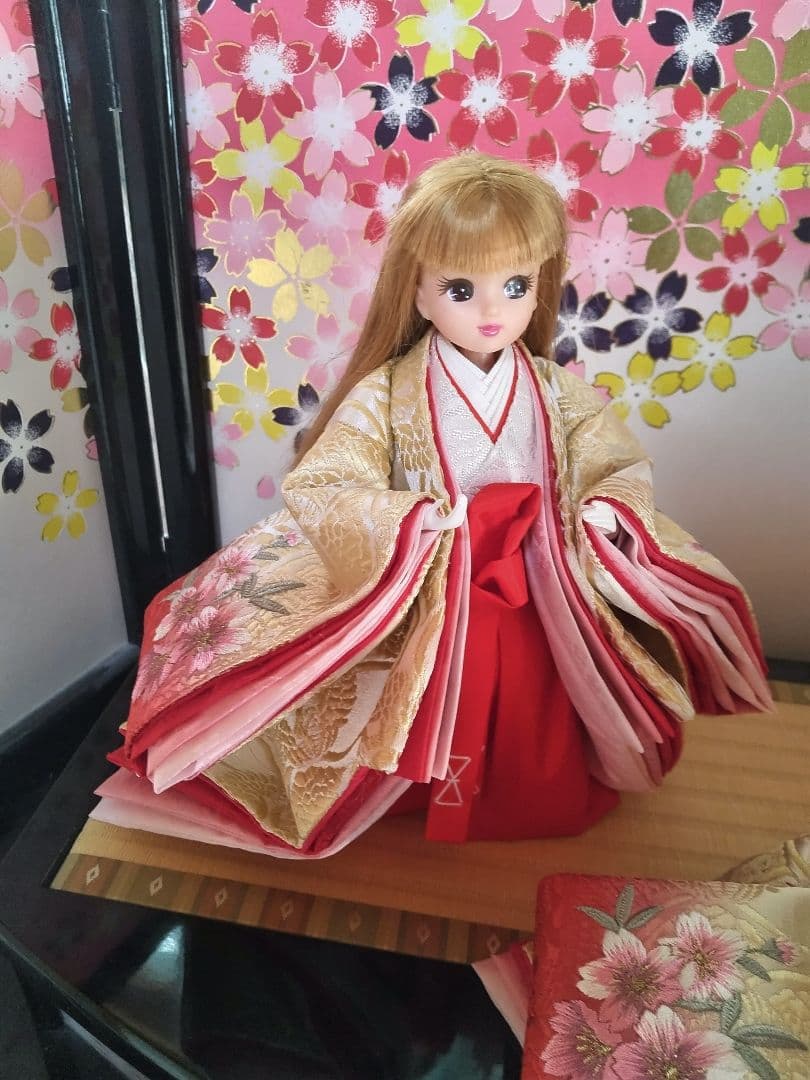雛人形　リカちゃん　三人官女　リメイク品 ②