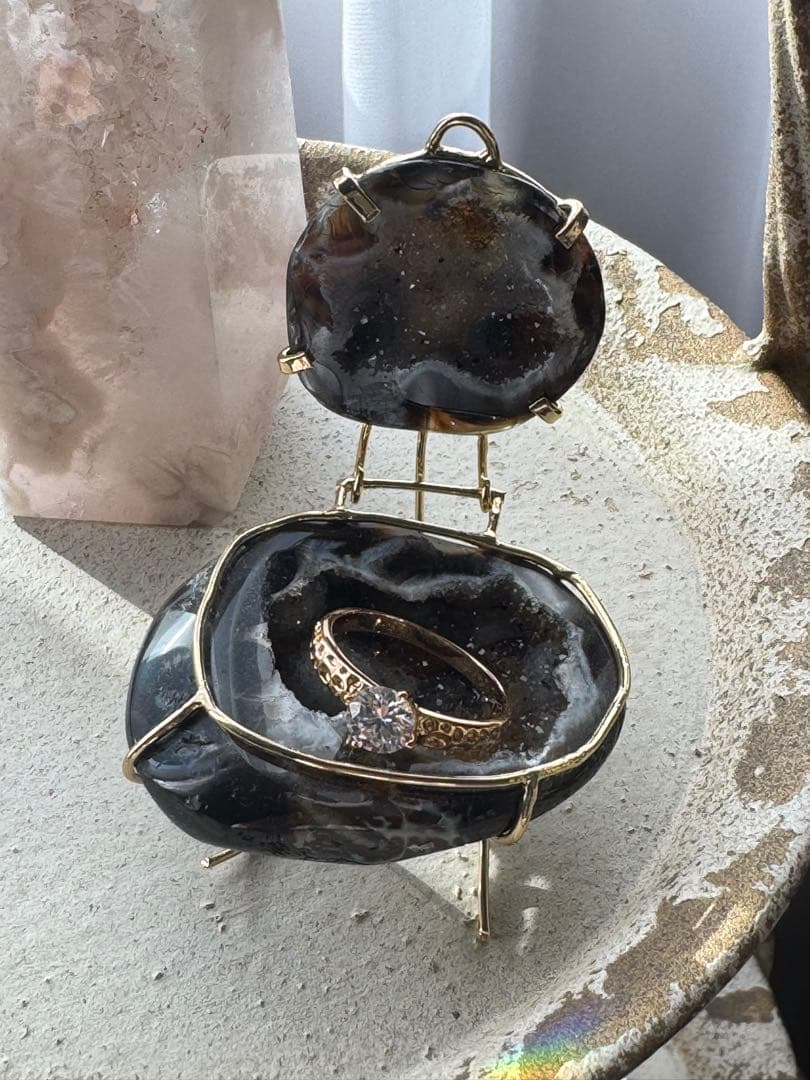 ブラジル産高品質トレジャー瑪瑙　結晶煌めくリングチェア◎ペア