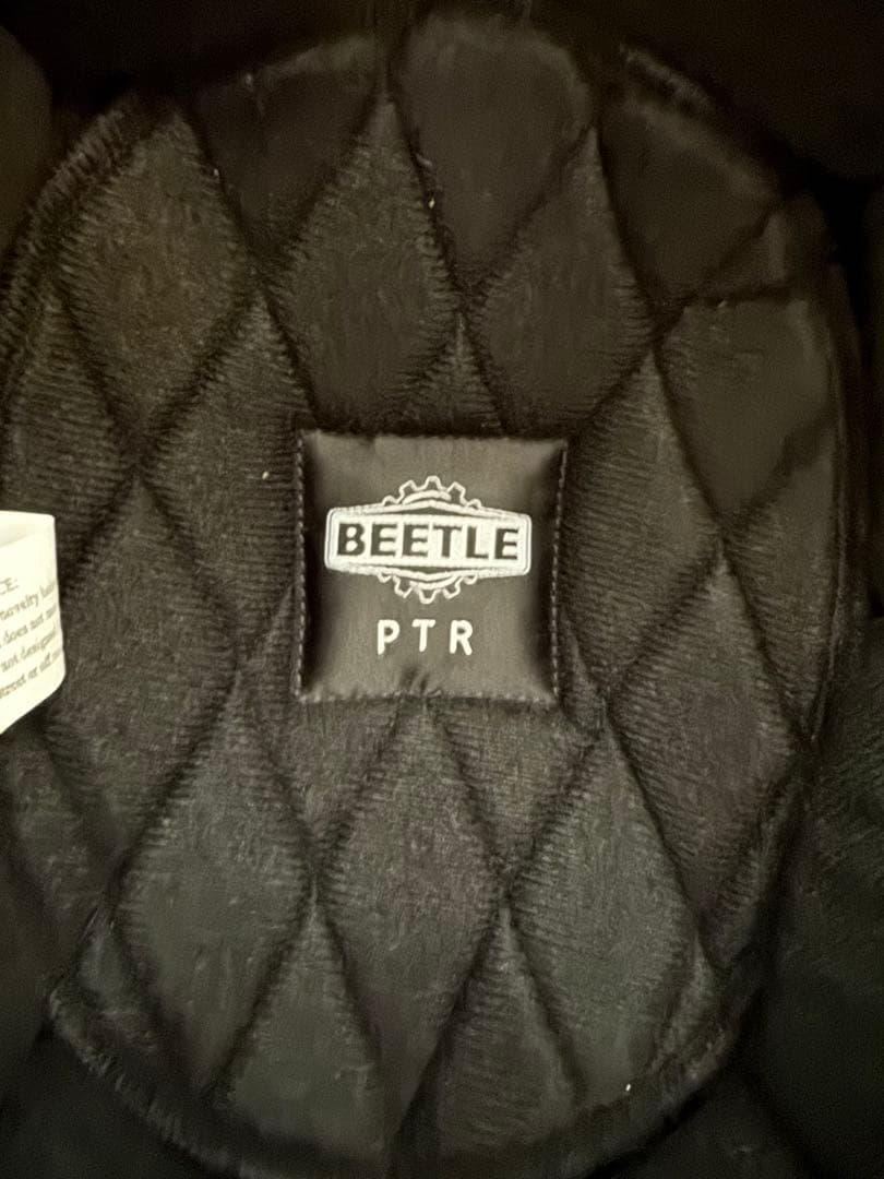 OCEAN BEETLE PTRアイボリーヘルメット