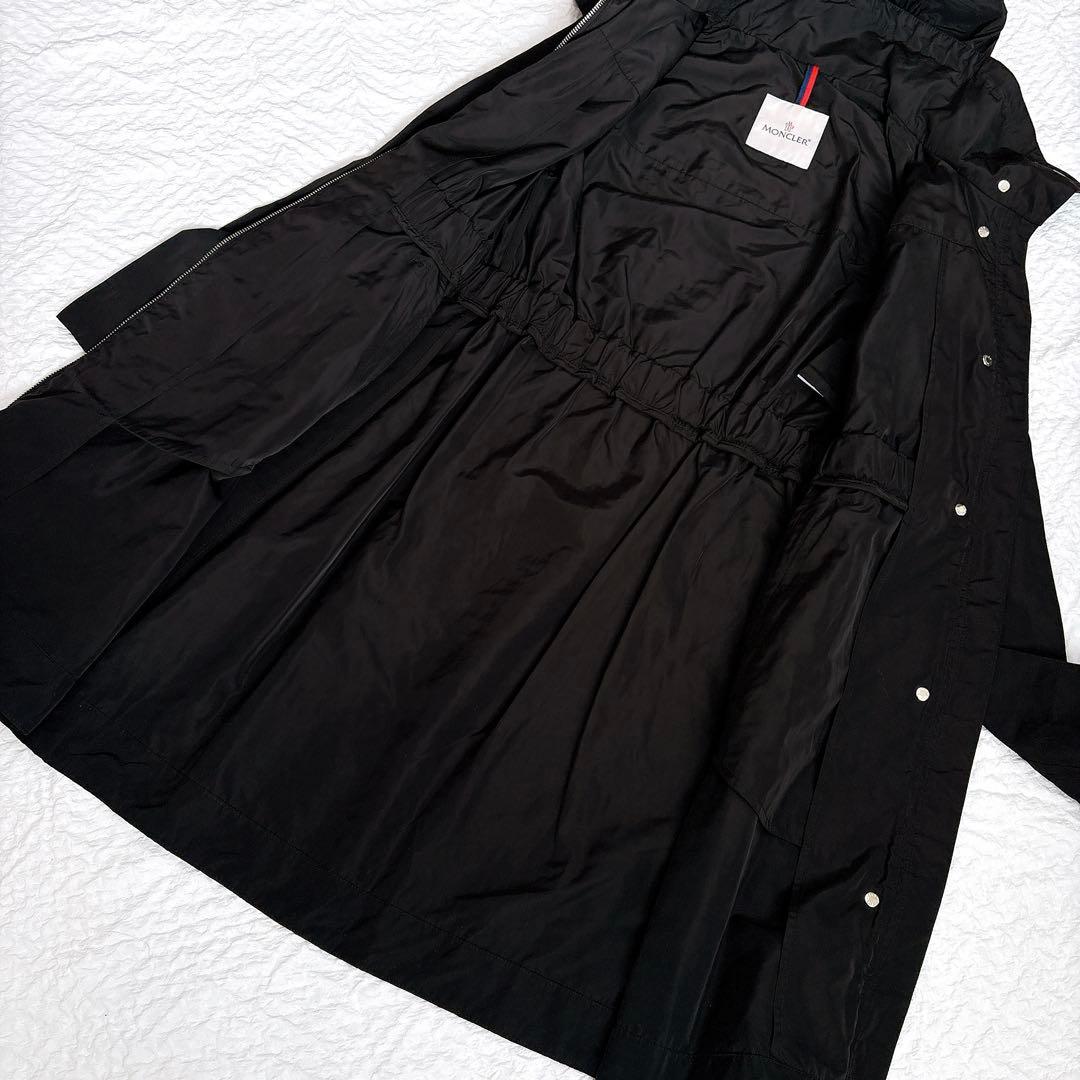 美品✨美ライン　モンクレール　マラカイト　ナイロンロングコート　フード付
