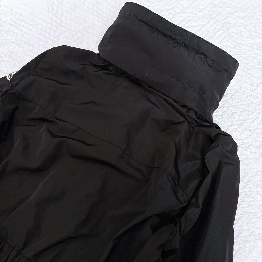 美品✨美ライン　モンクレール　マラカイト　ナイロンロングコート　フード付