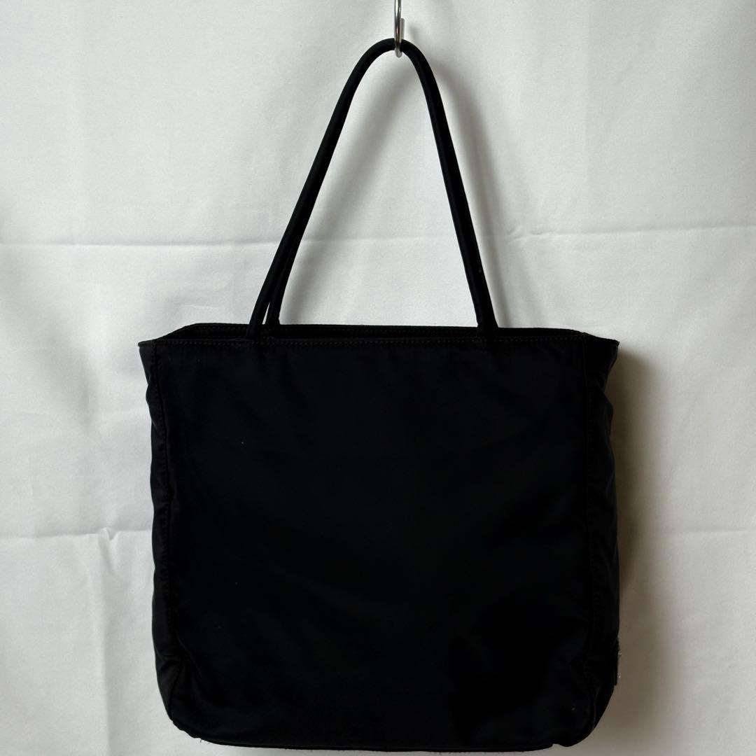 PRADAナイロン テスーB8489定番バッグ ブラック ロゴプレート 軽量