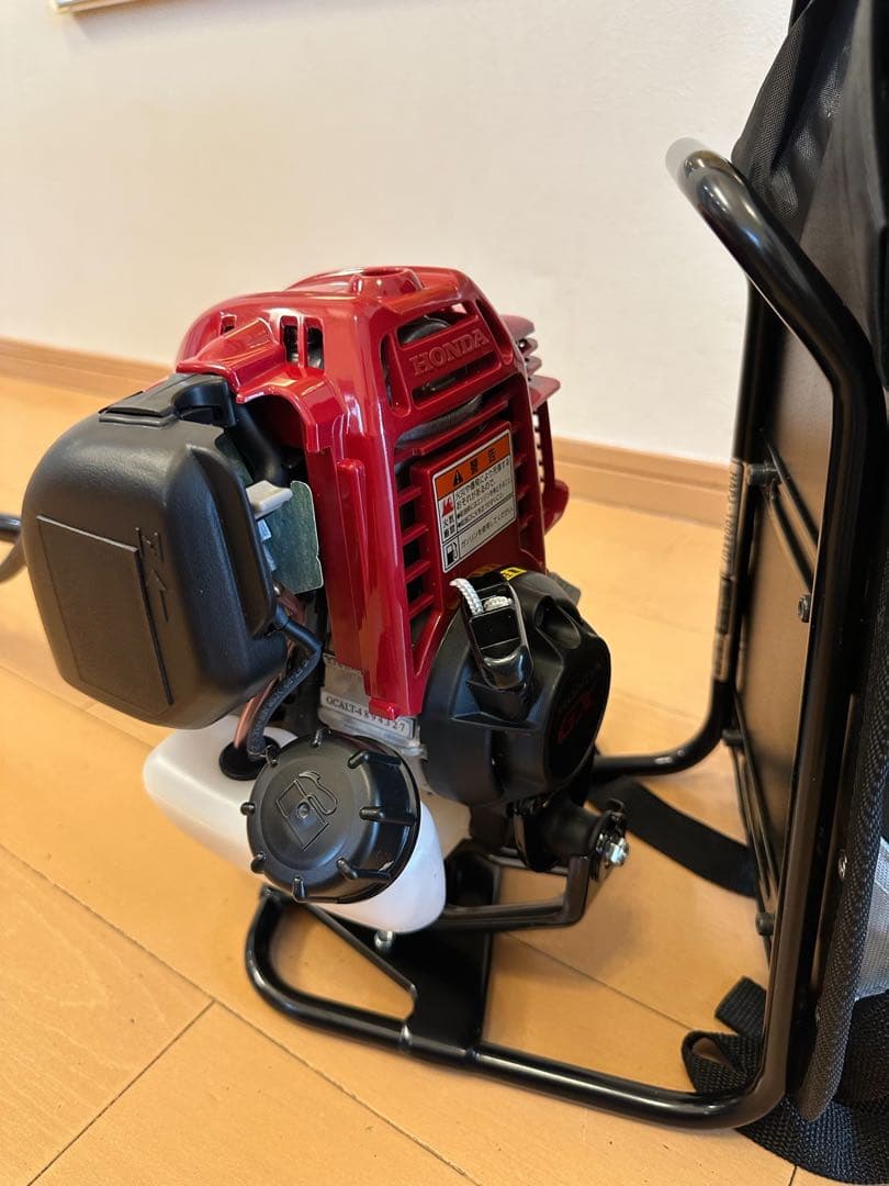 美品　HONDA 草刈り機 UMR425 ループハンドル ナイロンカッター仕様