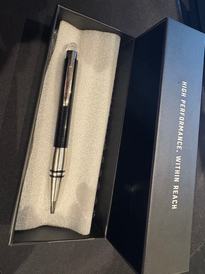 モンブラン　MONTBLANC 黒 ボールペン