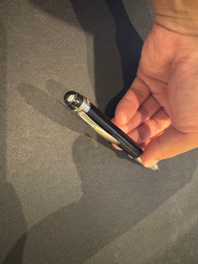 モンブラン　MONTBLANC 黒 ボールペン