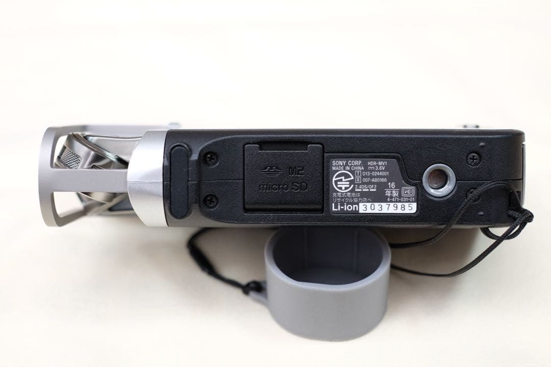 ［極美品］SONY HDR-MV1 ビデオカメラ本体