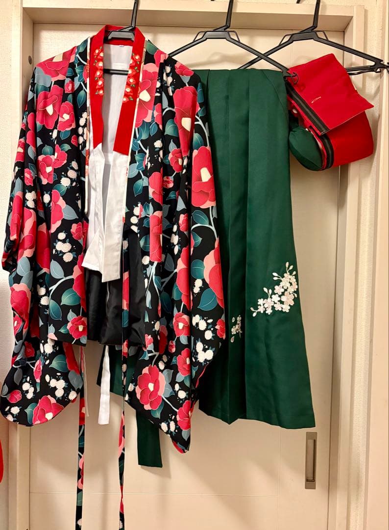 キャサリンコテージ　卒業式　袴セット　小学生150髪飾り付き