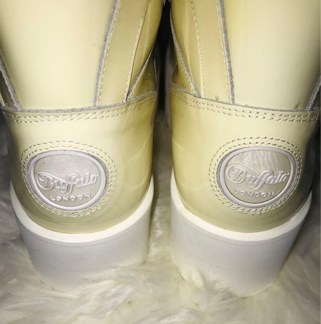 訳あり！BUFFALO／ハイカット厚底スニーカー27cm 新品同様¥69630