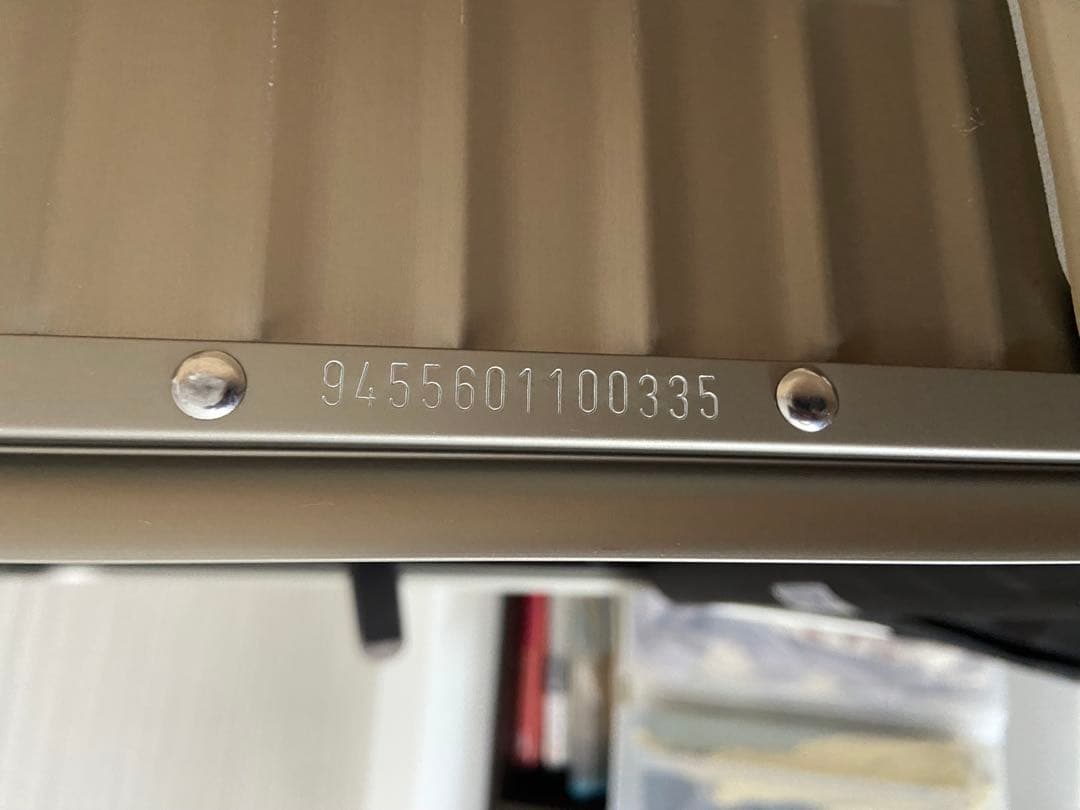 y*b様 リモワ RIMOWA TITANIUM 56 48L 945.56