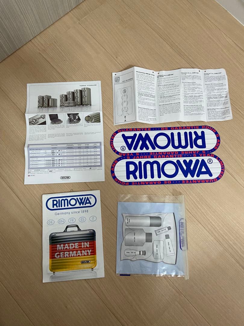 y*b様 リモワ RIMOWA TITANIUM 56 48L 945.56