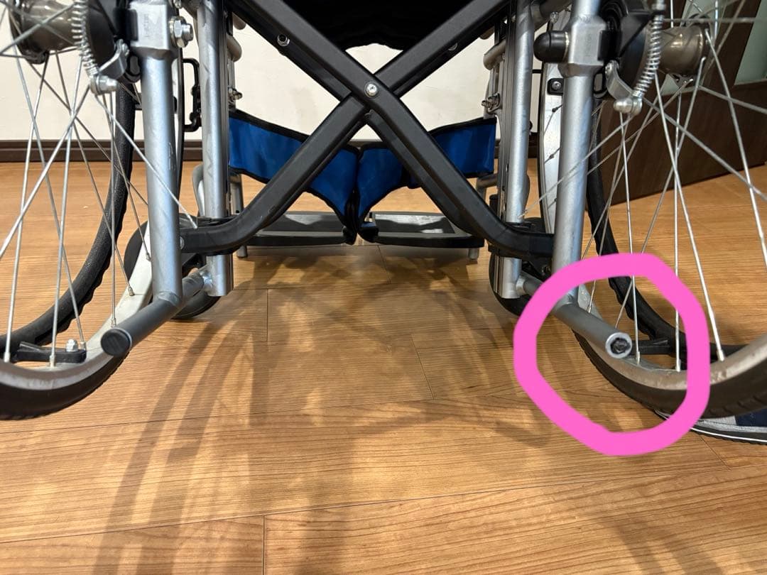 MiKi. 介助用車椅子 折りたたみ