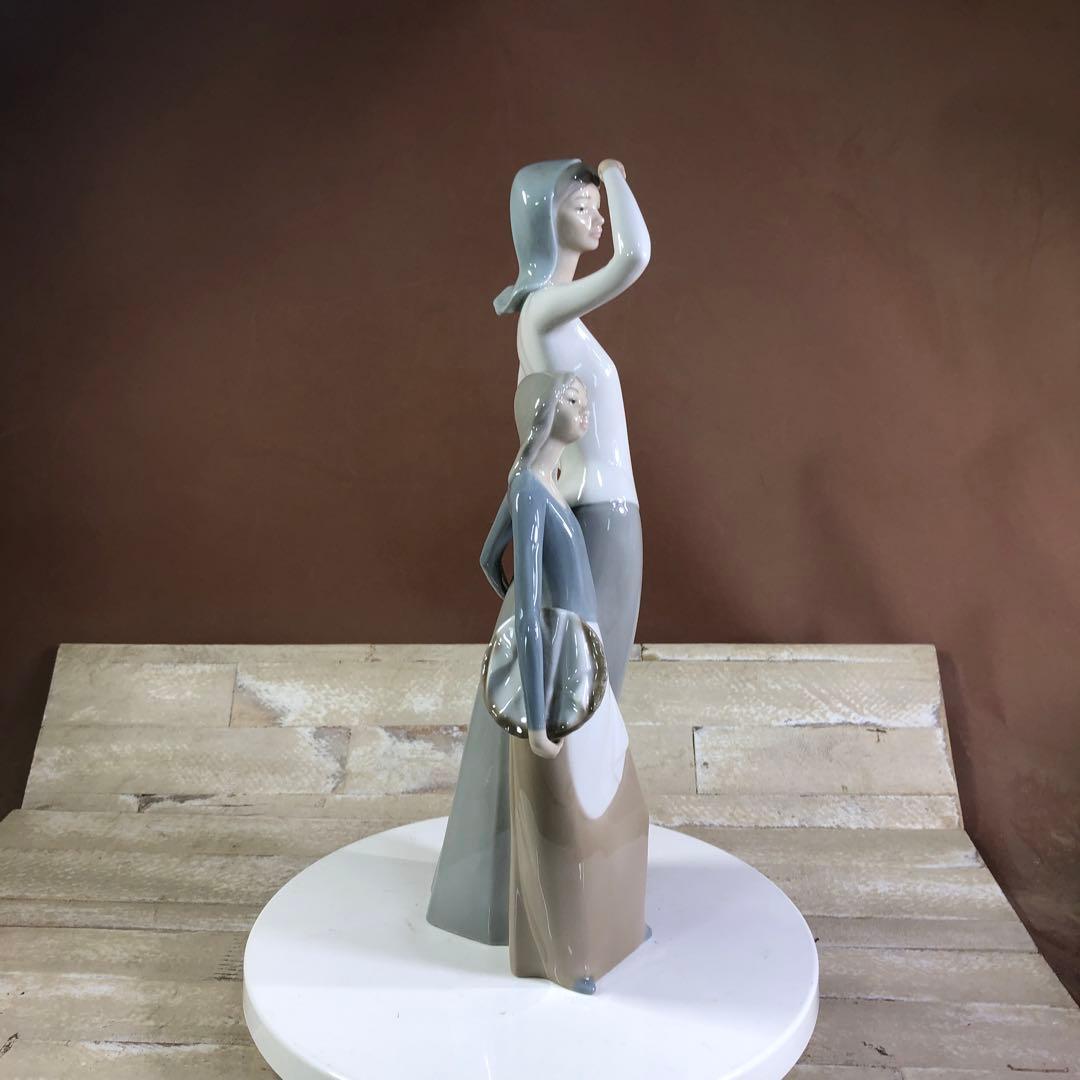 レア　NAO by Lladro（リヤドロ）母娘フィギュリン 陶器人形