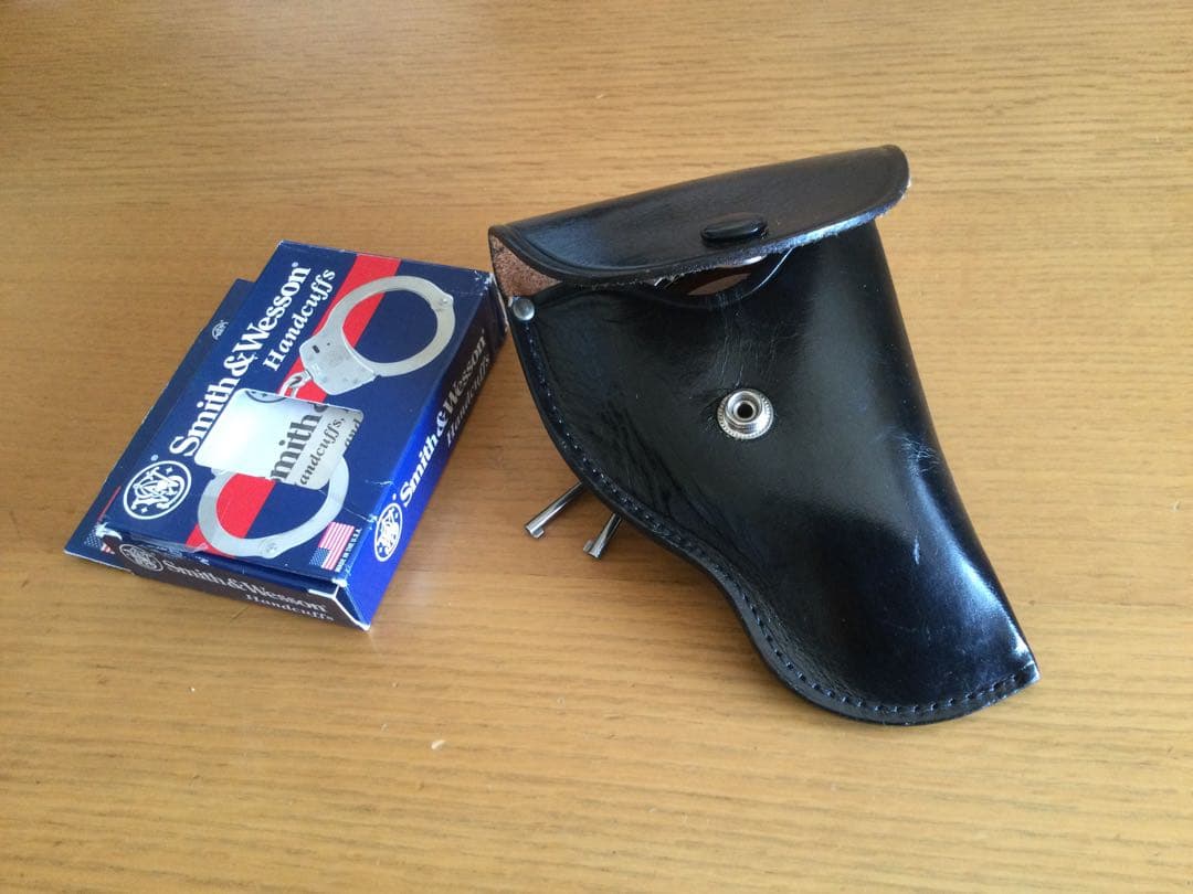 S＆W  スミス＆ウェッソン　ハンドカフ　手錠ケース