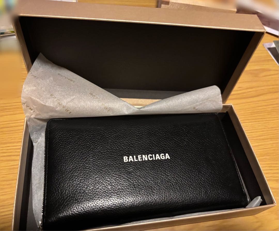 ★値下げ中★BALENCIAGA ブラックレザー　長財布