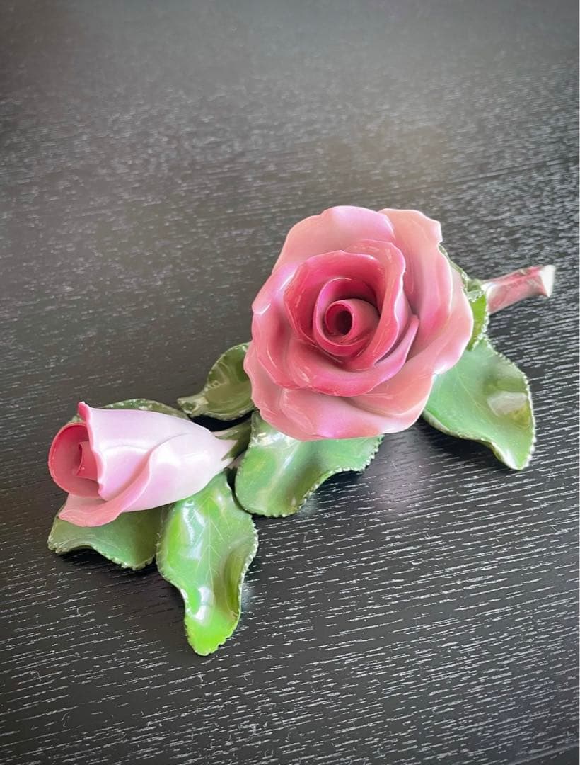 ヘレンド　薔薇の陶器置物 ④