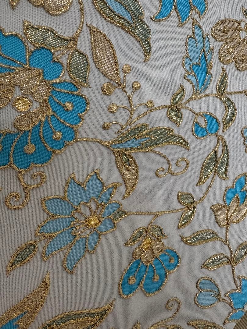 刺繍スカート