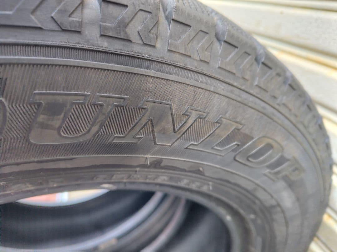 ダンロップ ウインターマックス 215/65R16 2022年製