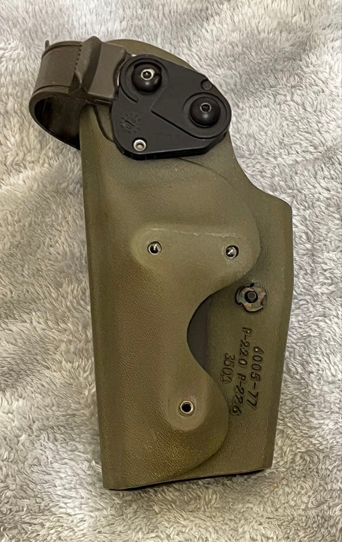 SIG P220/226用サファリランド　ホルスター実物　右きき用