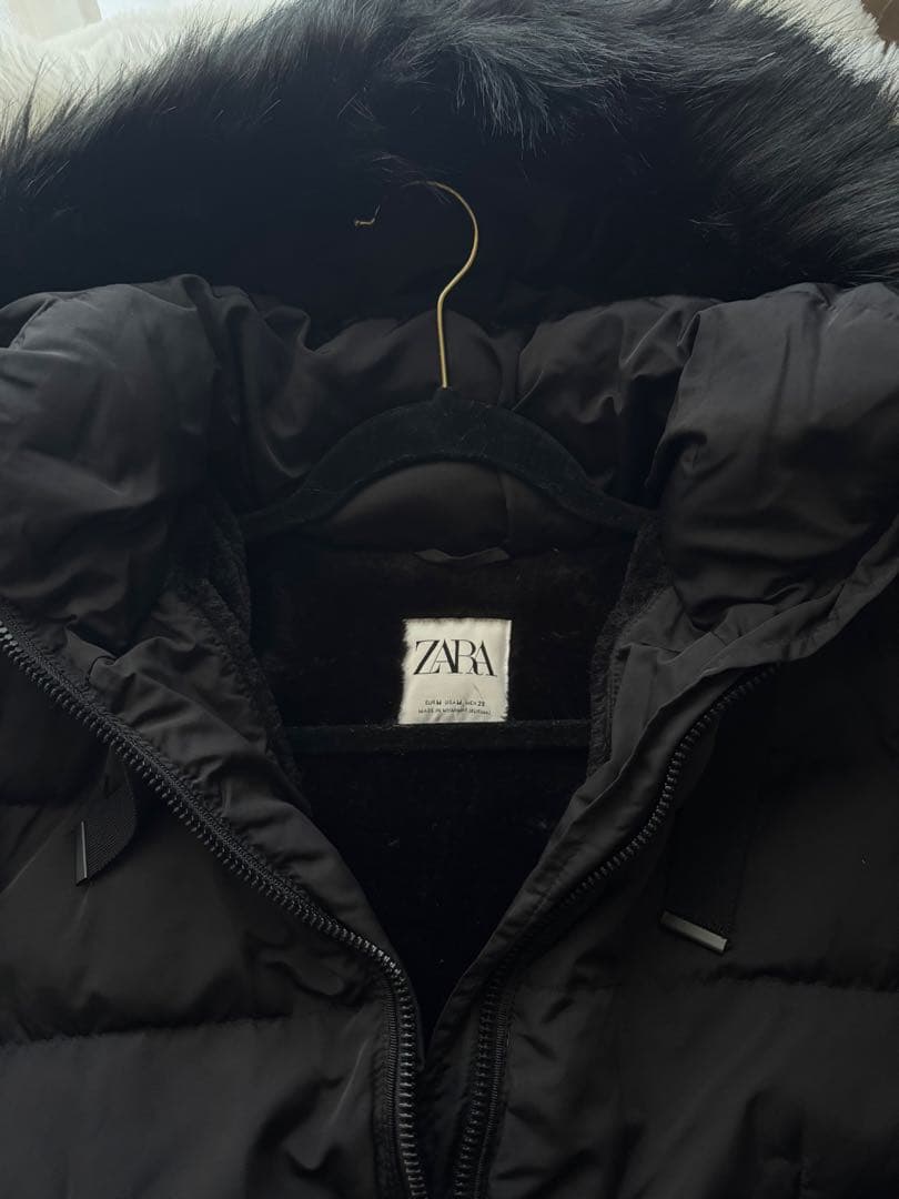 ZARA ファー付きロングダウンジャケット