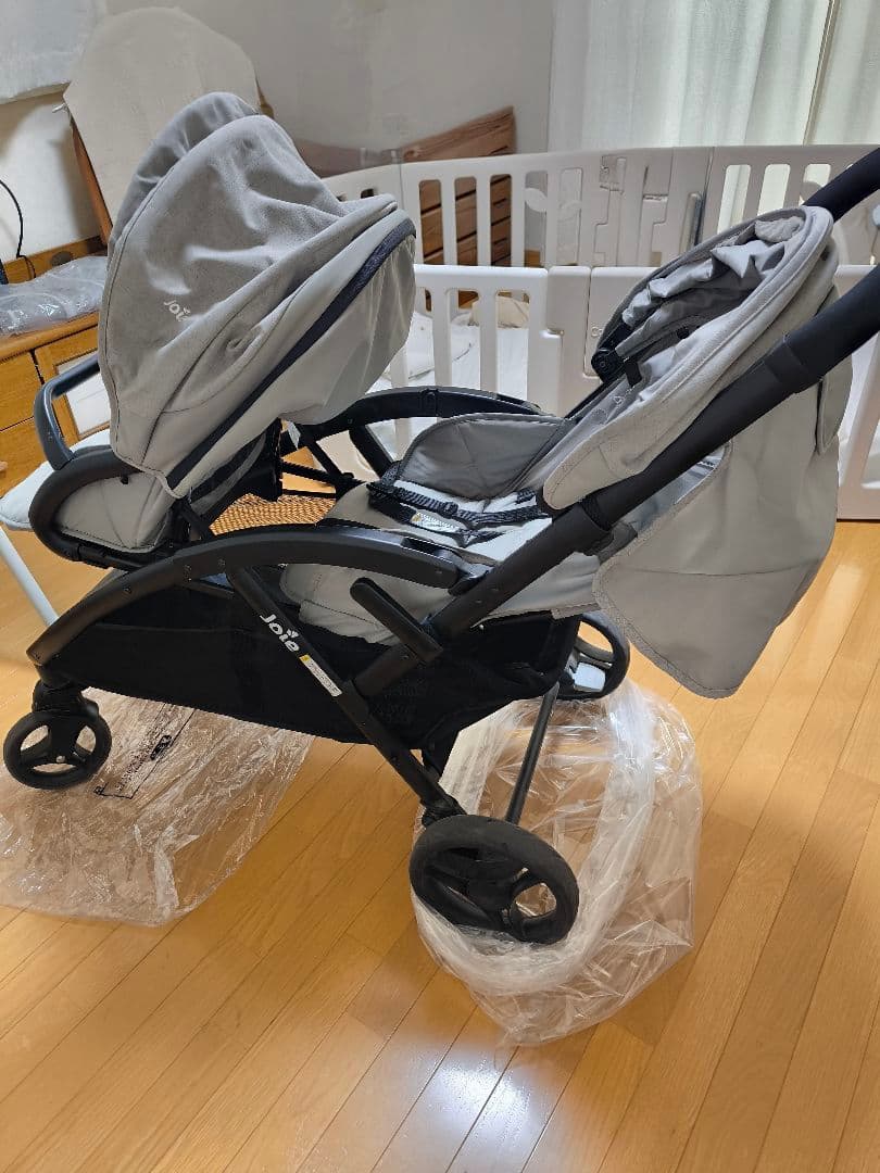 【美品／半年使用】Joie(ジョイー) 二人乗りベビーカー エヴァライトデュオ