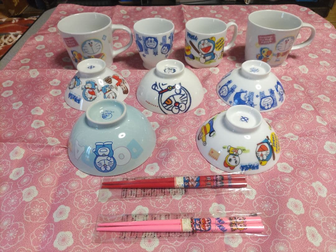 ドラえもん茶碗、マグカップ、お箸