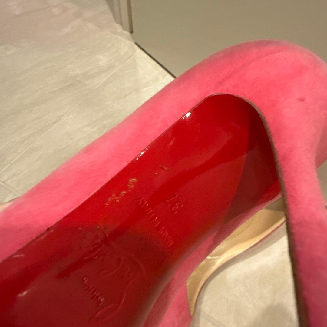 ルブタン　ピンク スエード ポインテッドトゥ ハイヒール