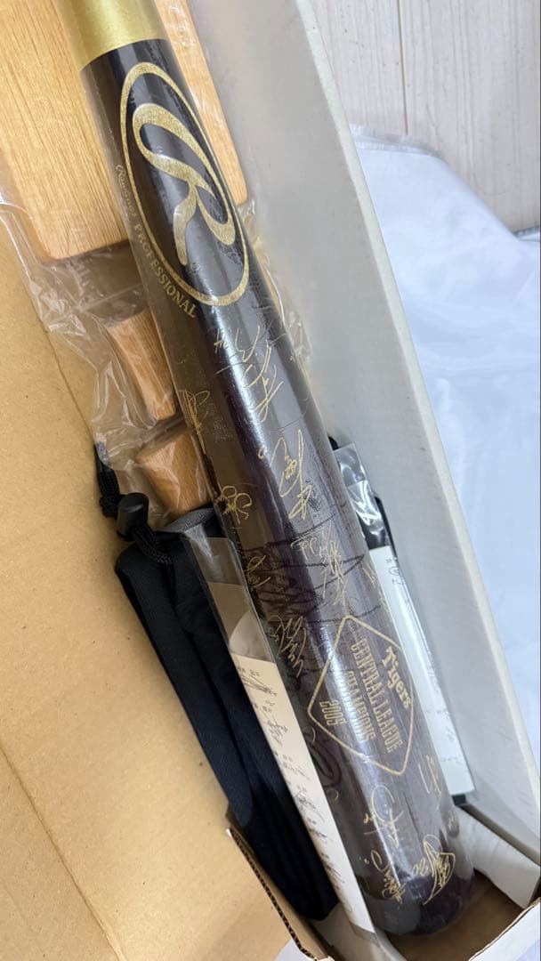 竹*司様 レア 阪神タイガース 優勝記念 数量限定 サイン入りバット 2005年