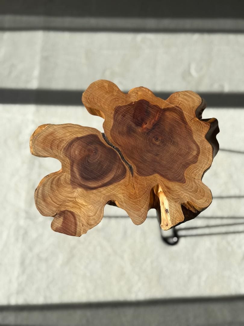 ミニ　コーヒーテーブル　サイドテーブル　切り株　K003