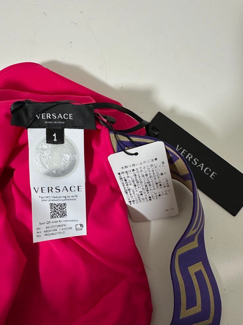 VERSACE ワンピース水着