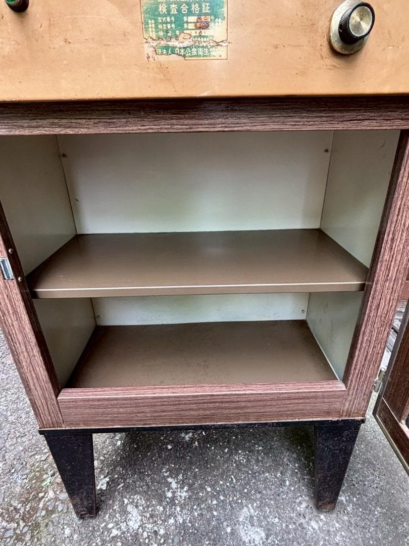 稀少　昭和レトロ　紫外線消毒器＆保管庫　床屋　理容店　ヴィンテージ