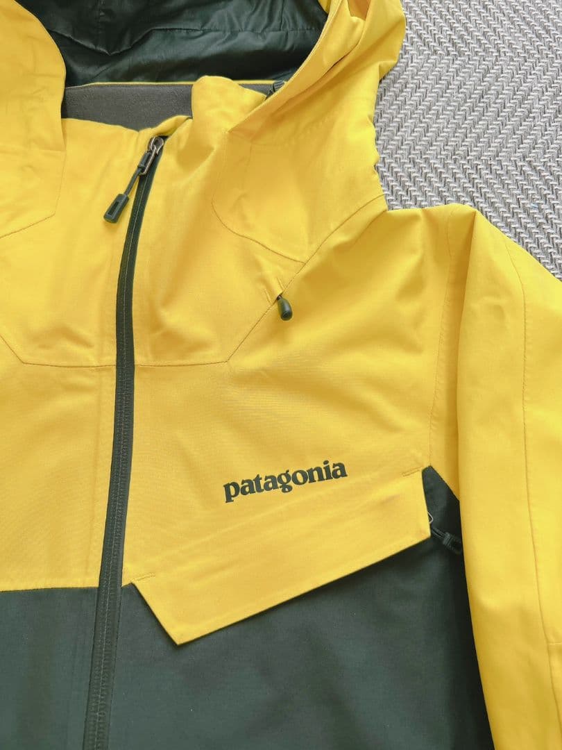 patagonia　パウダーボールジャケット　ビブパンツ上下セット✨ゴアテックス