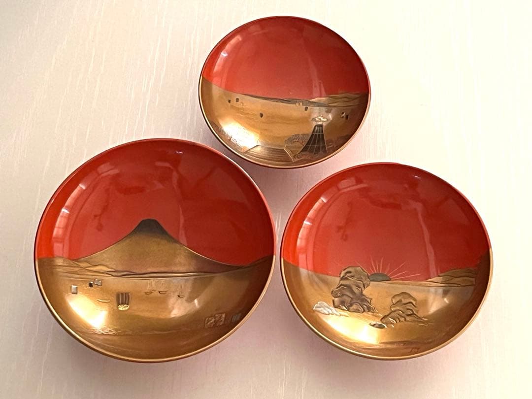 三つ組盃 金銀蒔絵 塗り師 春仁造 箱入り 田子の浦 二見ヶ浦 三保松原 稀少