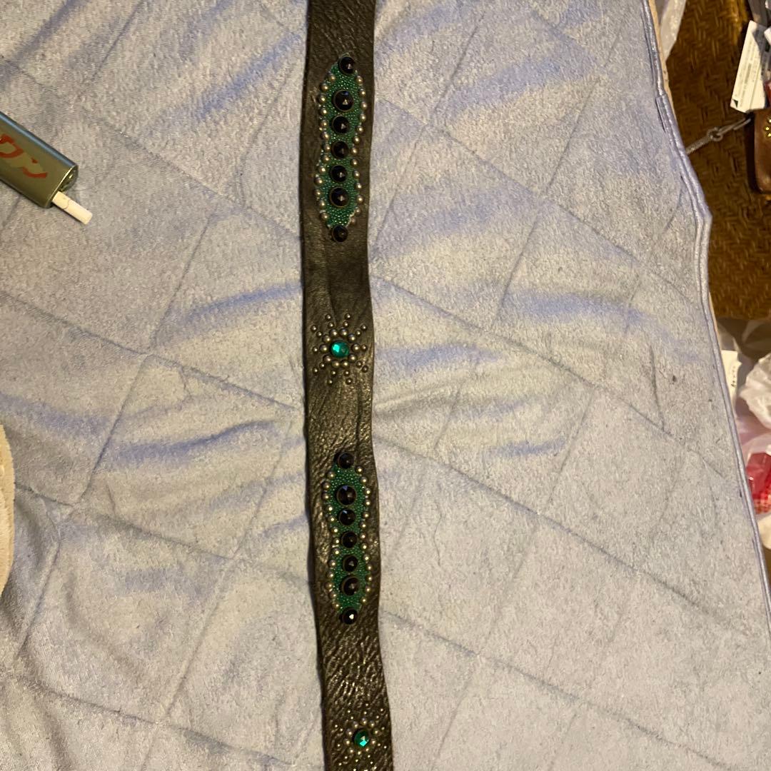 HTC スタッズベルト スティングレー カラーストーン スタッズ 送料無料