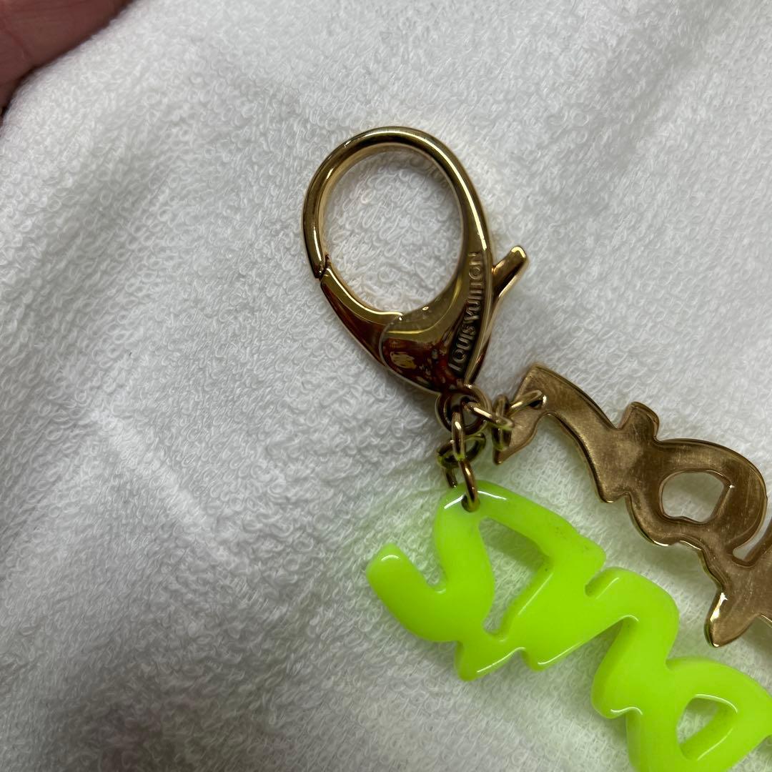 ス*ー様 ルイヴィトン LOUIS VUTTON キーホルダー バッグチャーム